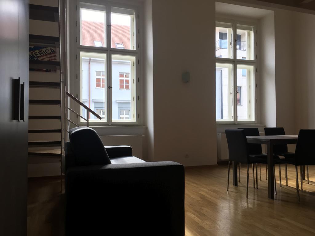 Prague Apartments Sokolovska 91 מראה חיצוני תמונה