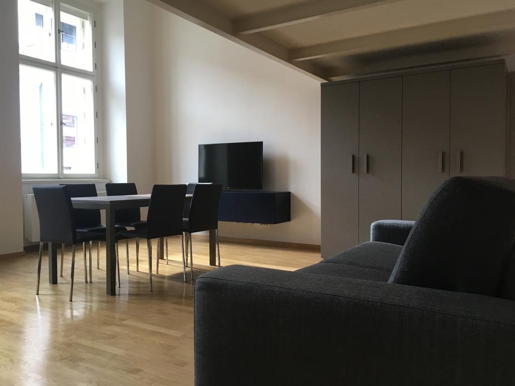 Prague Apartments Sokolovska 91 מראה חיצוני תמונה