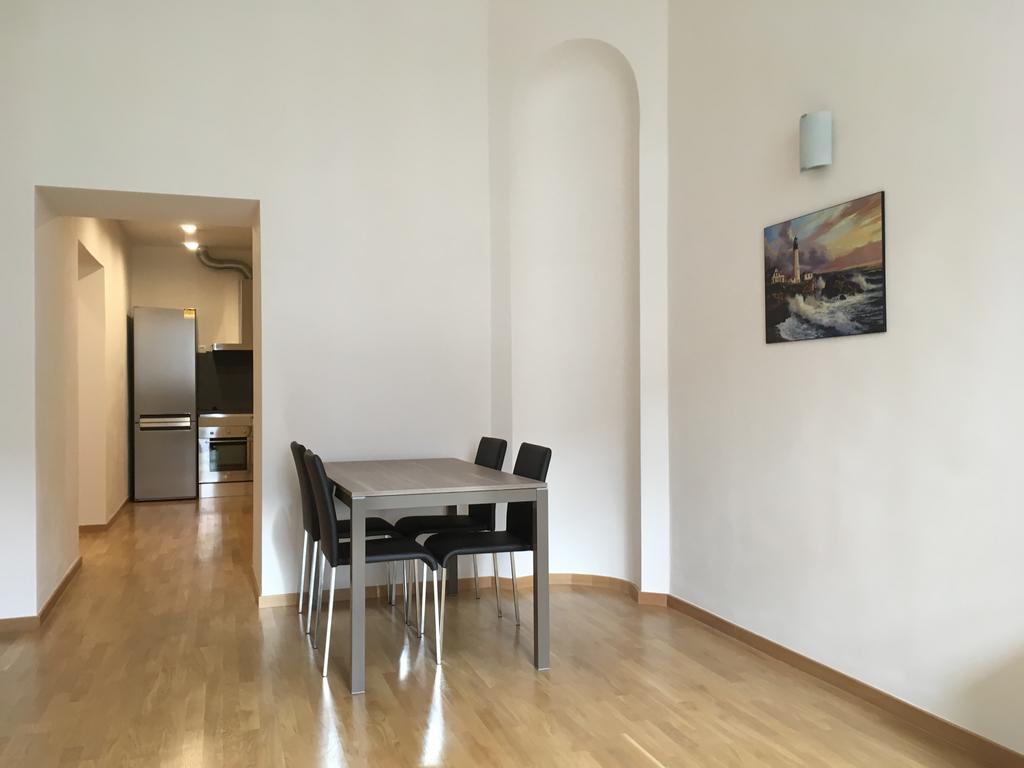 Prague Apartments Sokolovska 91 מראה חיצוני תמונה