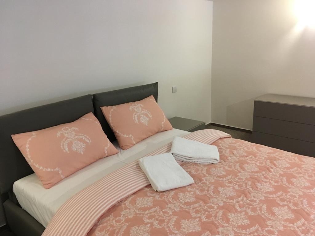 Prague Apartments Sokolovska 91 מראה חיצוני תמונה