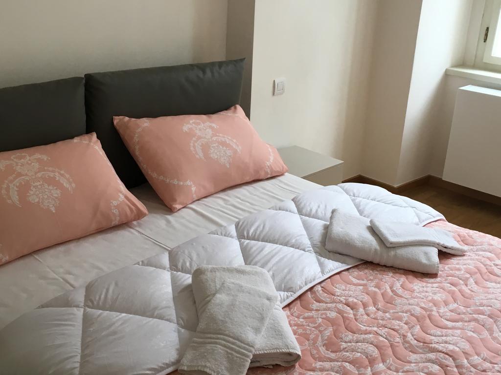 Prague Apartments Sokolovska 91 מראה חיצוני תמונה